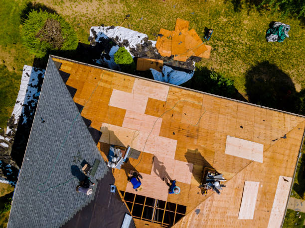 Best Tile Roofing Contractor  in San Saba, TX